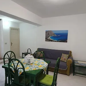 villino-sirene-mondello.sicilyhotelsitaly.net/
